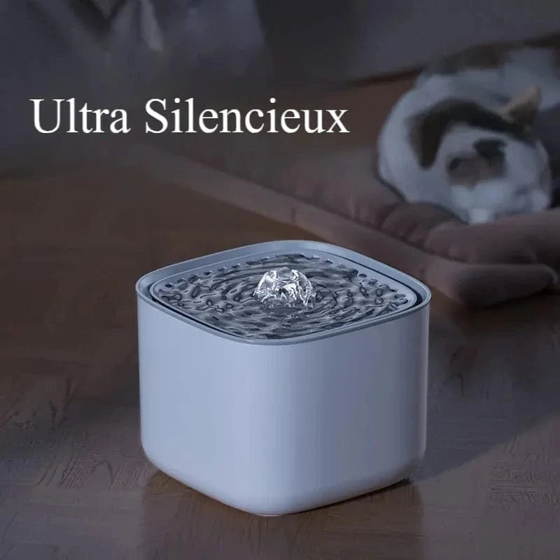 Fontaine à eau pour chat ultra-silencieuse